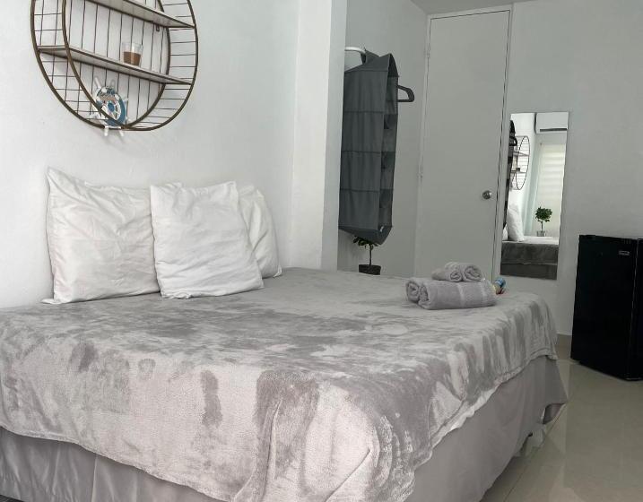 스탠다드 싱글 룸, The Pelican Poshtel