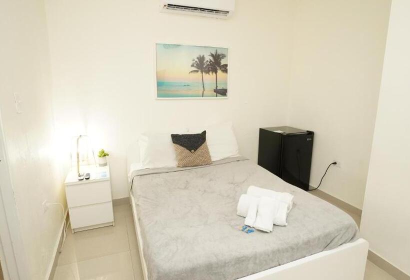 스탠다드 룸, The Pelican Poshtel