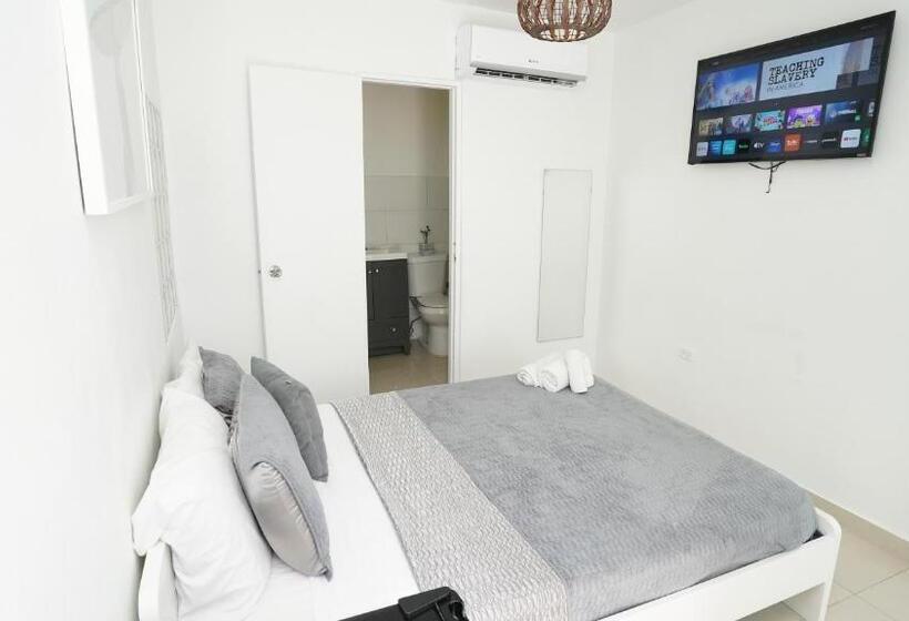 스탠다드 룸, The Pelican Poshtel