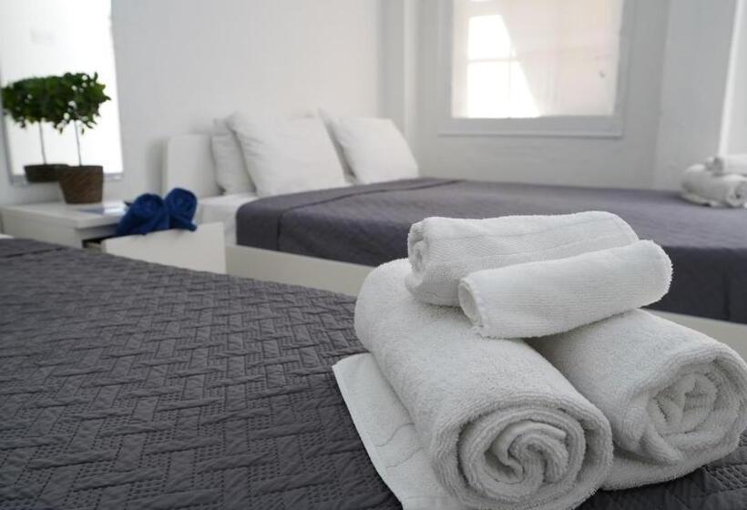 스탠다드 룸 더블 침대 2개, The Pelican Poshtel