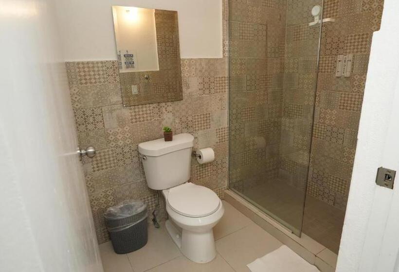 수피리어 룸, The Pelican Poshtel