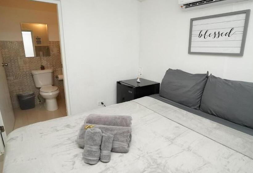 수피리어 룸, The Pelican Poshtel