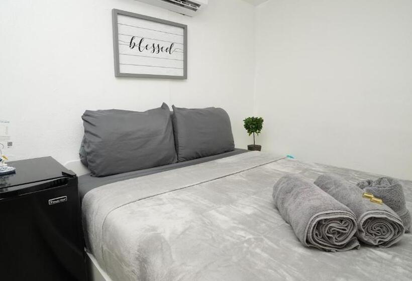 수피리어 룸, The Pelican Poshtel