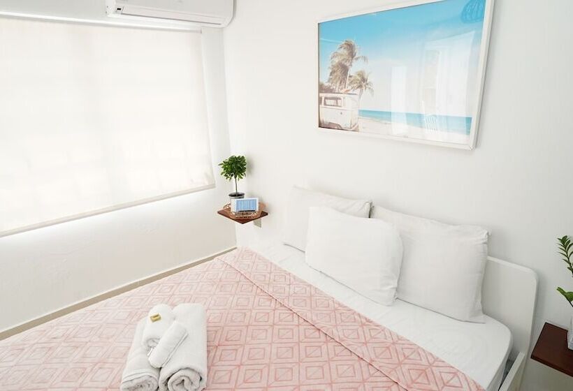 스탠다드 룸, The Pelican Poshtel