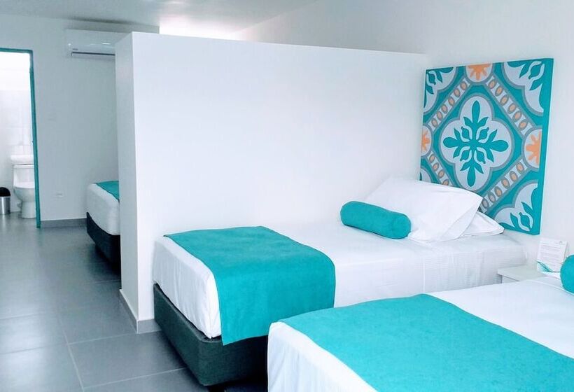 חדר סטנדרט לארבעה, Akuamarina