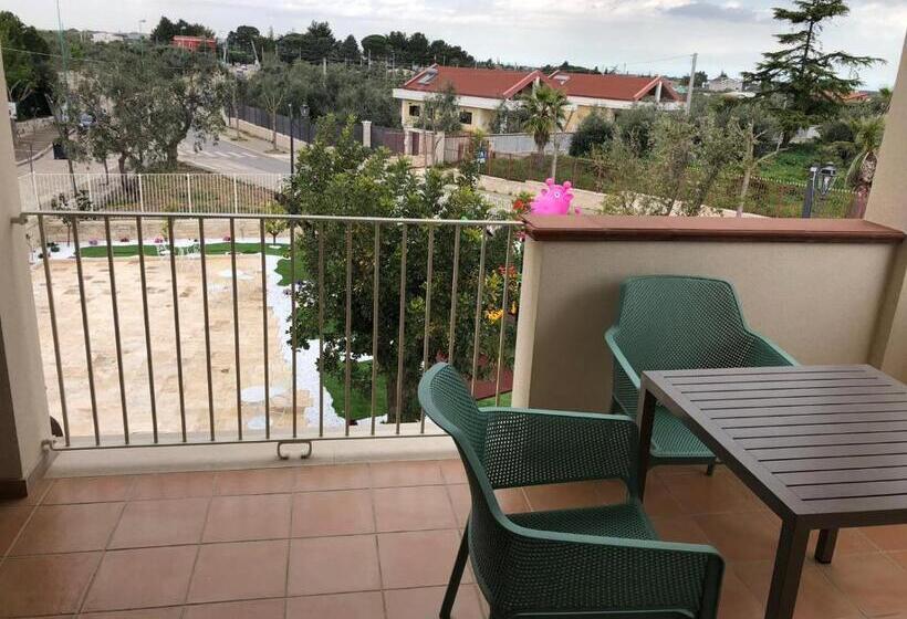 اتاق استاندارد با وان آب گرم, Suberito Rooms&bar