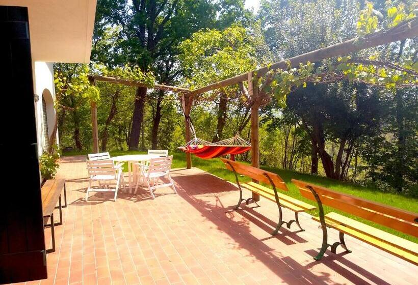 Номер Стандарт с Балконом, America Nei Boschi B&b