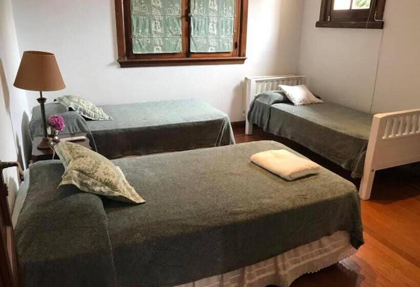 חדר סטנדרט לשלושה, Villa Black Bnb