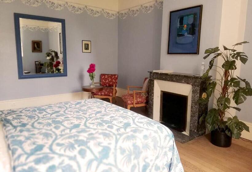 סוויטה עם טרסה, La Virgule De Tanlay