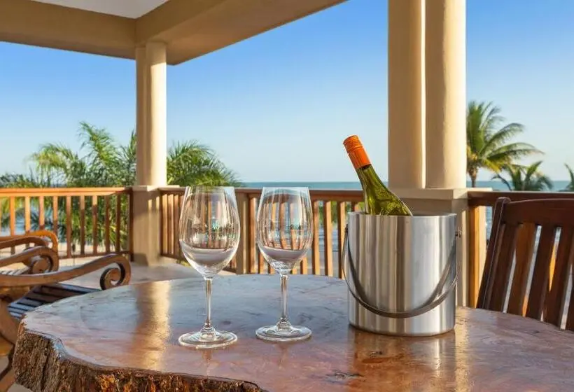 デラックスバンガロー, Sirenian Bay Resort  Villas & All Inclusive Bungalows