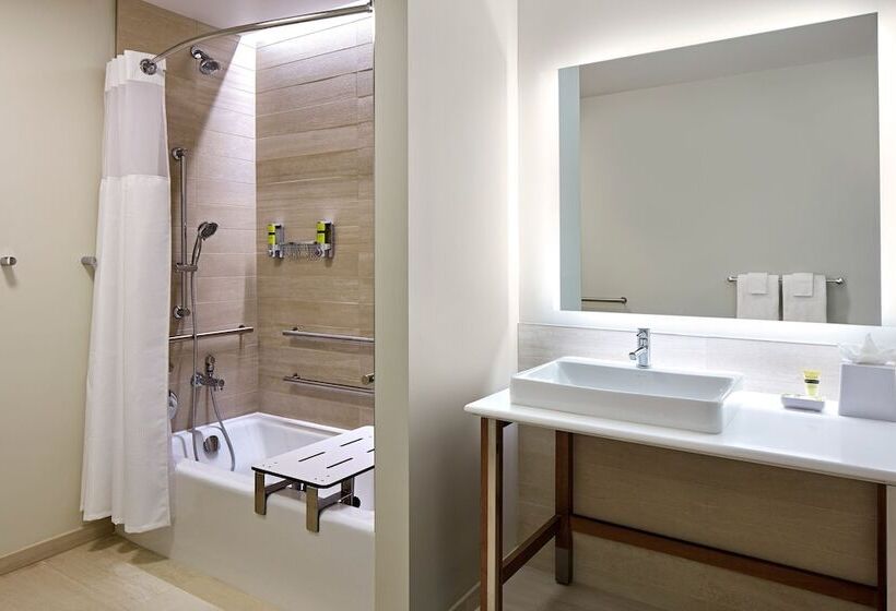 Люкс, Element Santa Clara