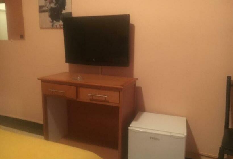 اتاق استاندارد, Lakouara