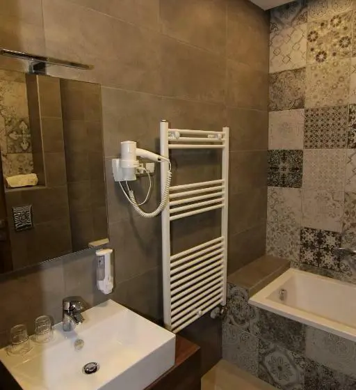 Standardzimmer, Vácz