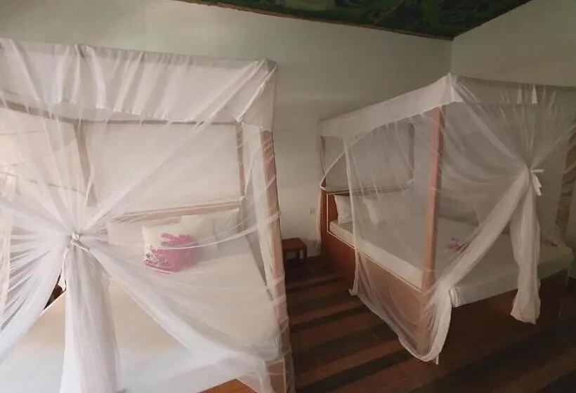اتاق لوکس با بالکن, Baridi Villa
