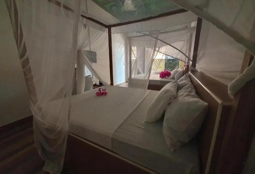 اتاق لوکس با بالکن, Baridi Villa