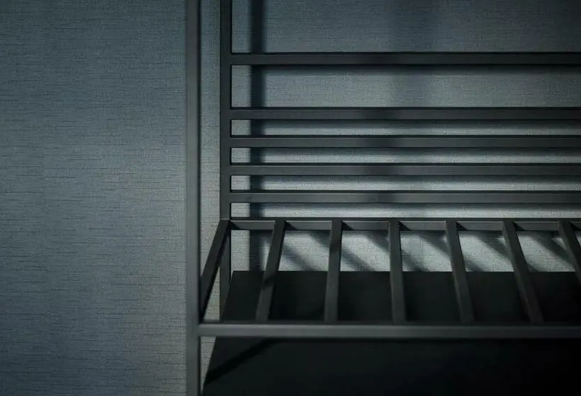 庭の見えるジュニアスイート, Kazerne Hotel   Member Of Design Hotels