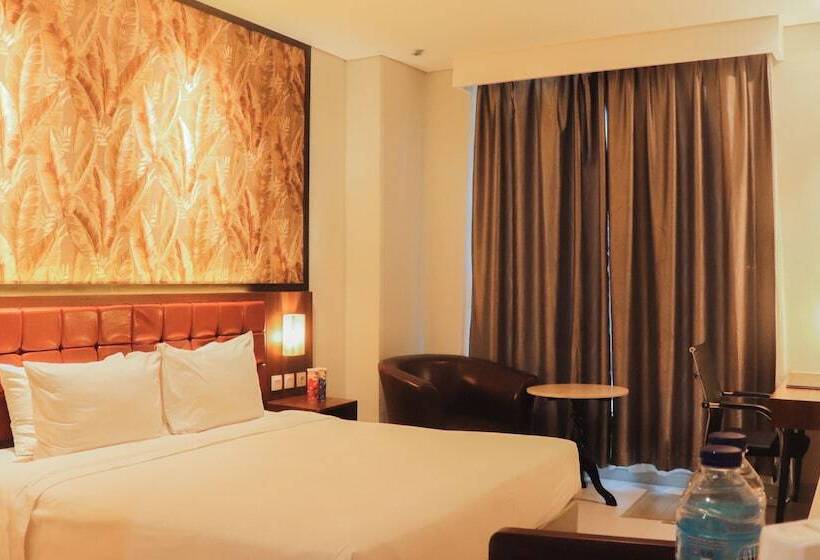 デラックスルーム, Pakons Prime