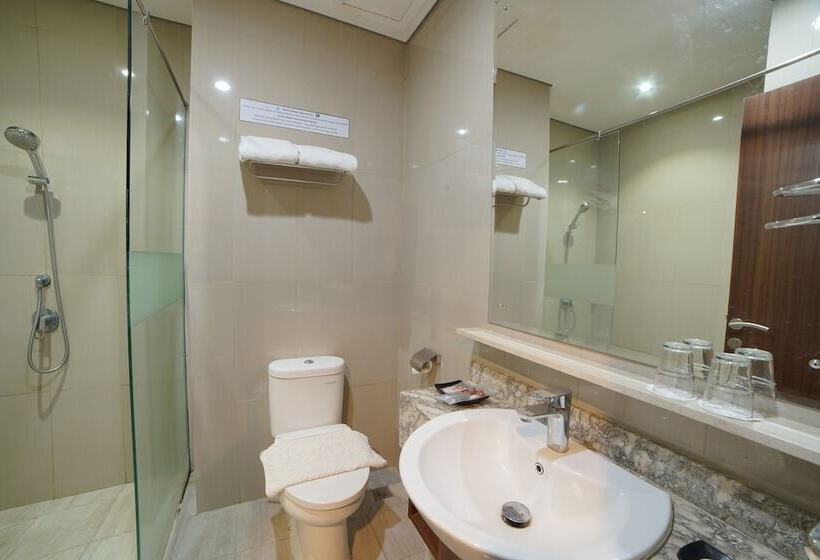 デラックスルーム, Pakons Prime