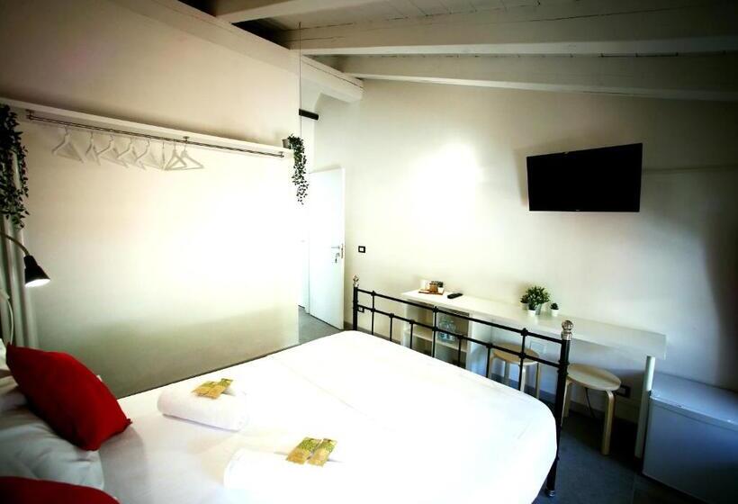 חדר סטנדרט, Ermì