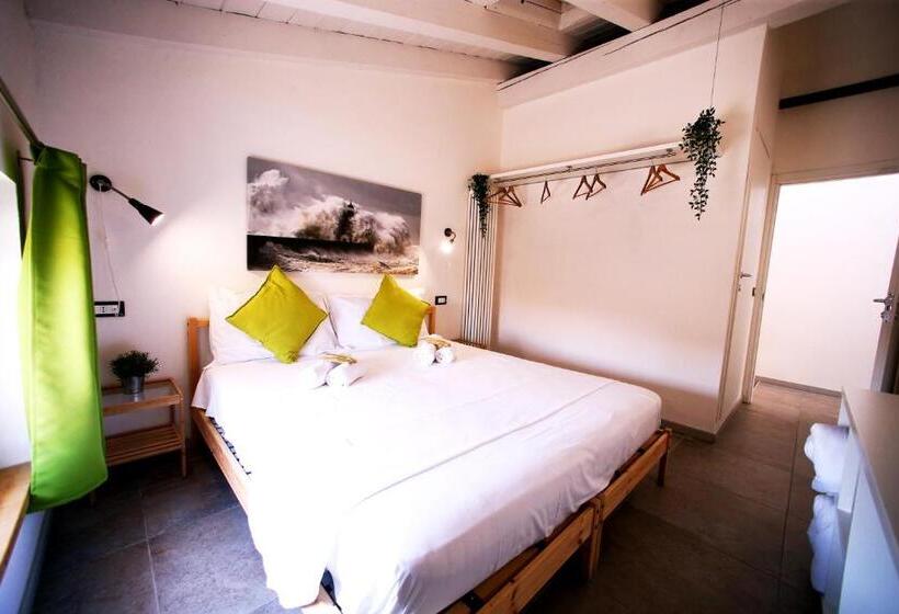 חדר סטנדרט, Ermì