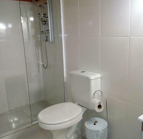 חדר משפחתי, El Uru Suite