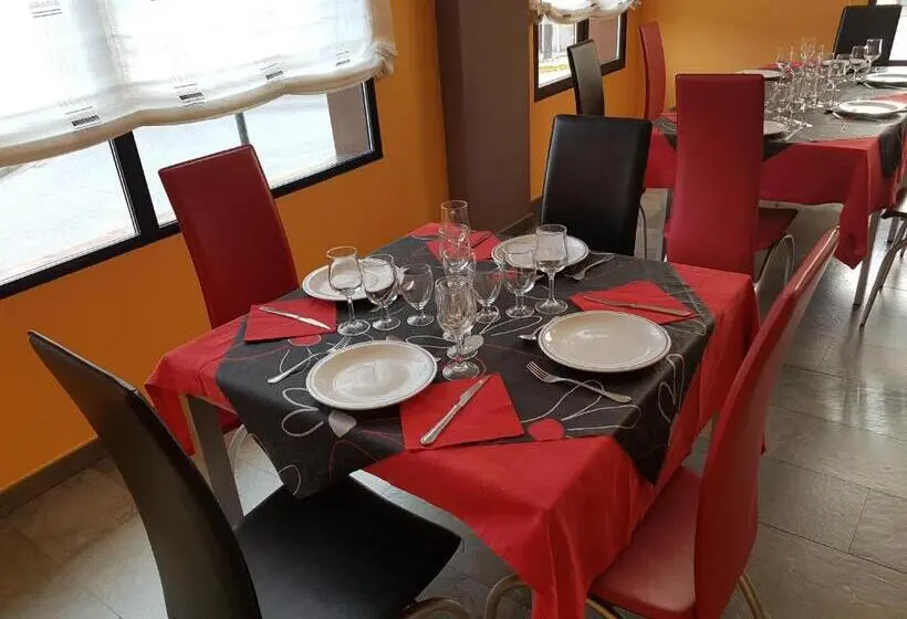 Camera Standard con Balcone, Hostal Camelot