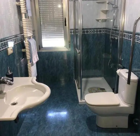 Appartamento 1 Camera da Letto Piano Terra, Hostal Camelot