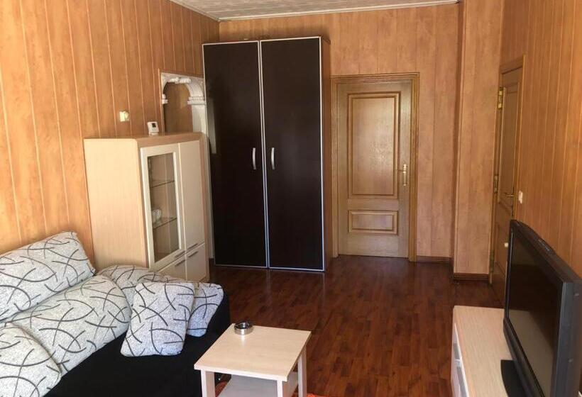 低层单卧公寓, Hostal Camelot