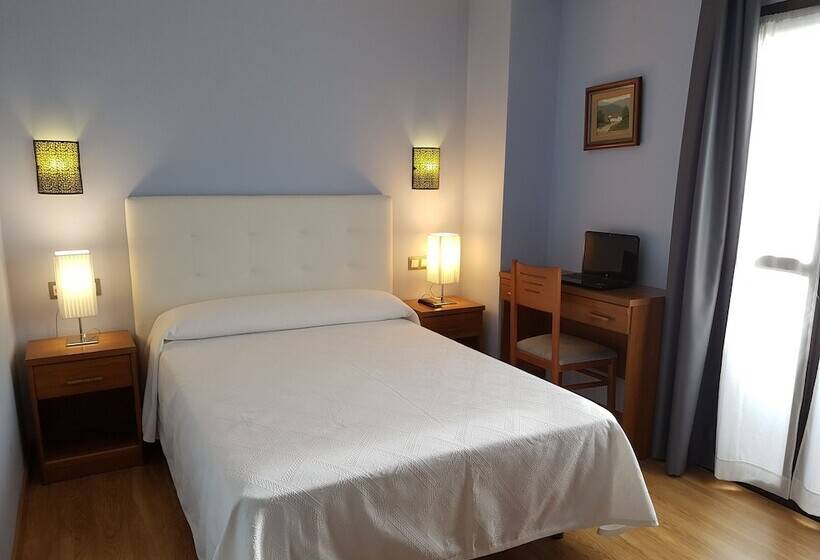 标准间带阳台, Hostal Camelot