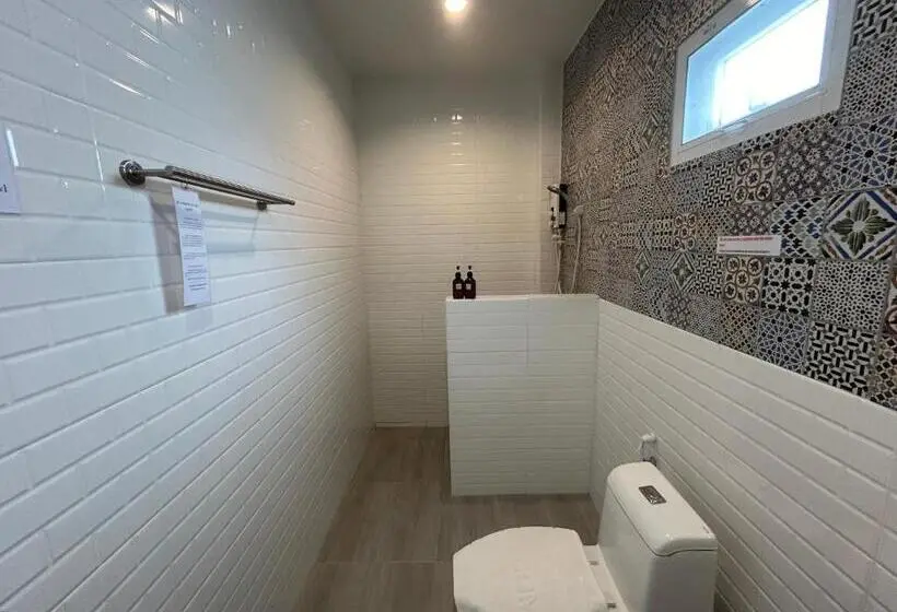 غرفة قياسية مطلّة علي حمام السباحة, Phangan Hometown Resort Adults Only