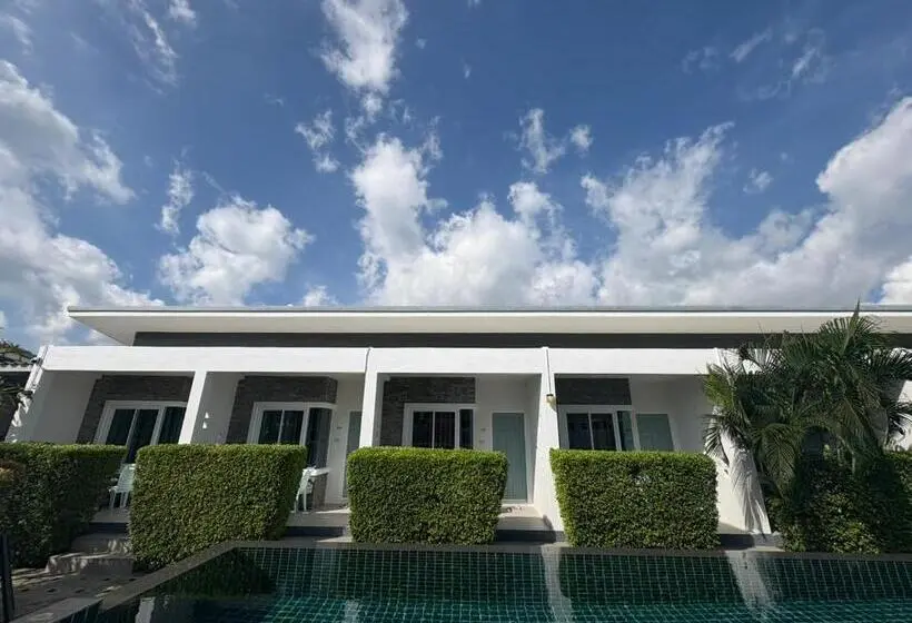 غرفة قياسية مطلّة علي حمام السباحة, Phangan Hometown Resort Adults Only