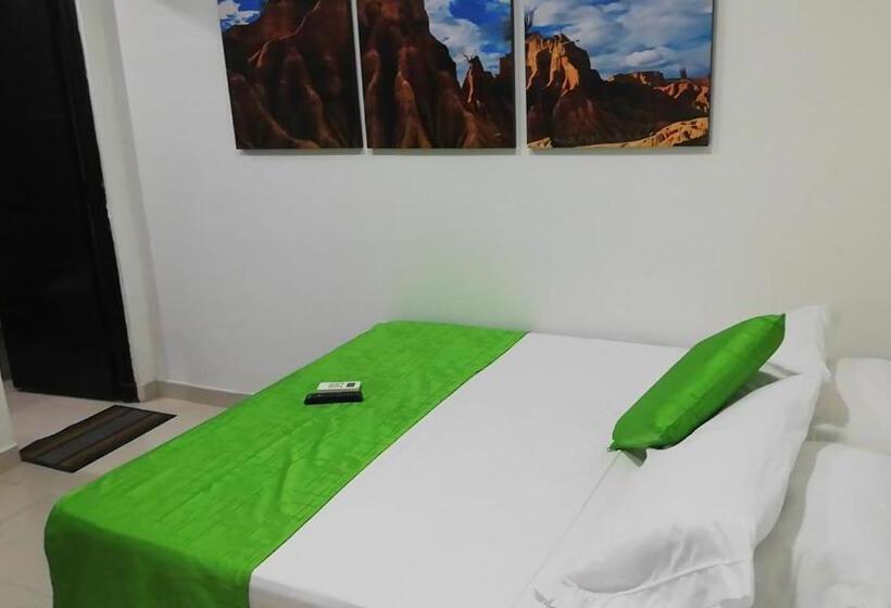 اتاق استاندارد سه نفره, Hospederia Sol Del Desierto