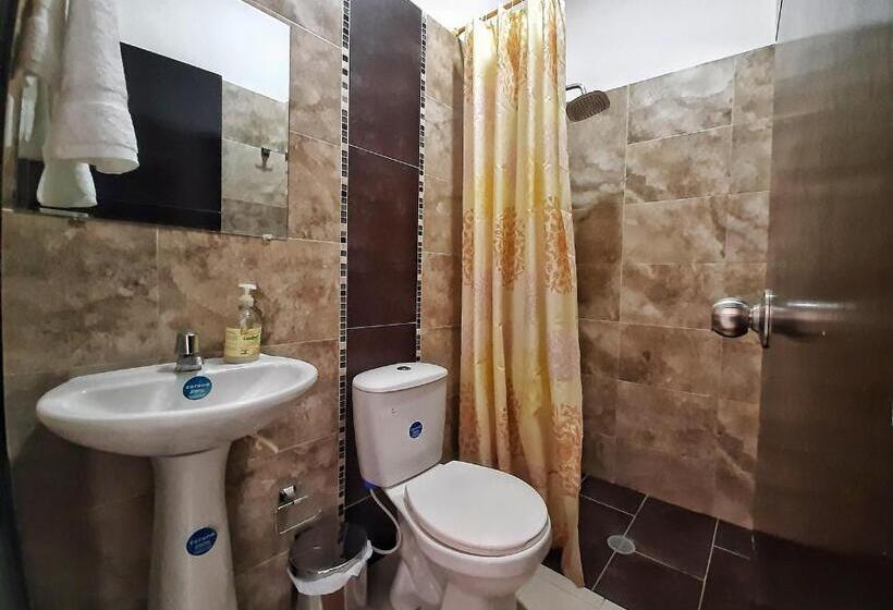 اتاق خانوادگی, Hospederia Sol Del Desierto