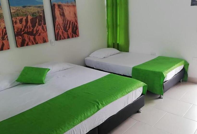 اتاق استاندارد سه نفره, Hospederia Sol Del Desierto