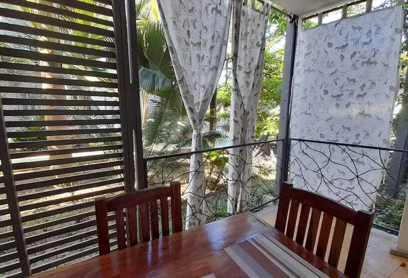 آپارتمان 1 خوابه با چشم‌انداز استخر, Aqua Resort
