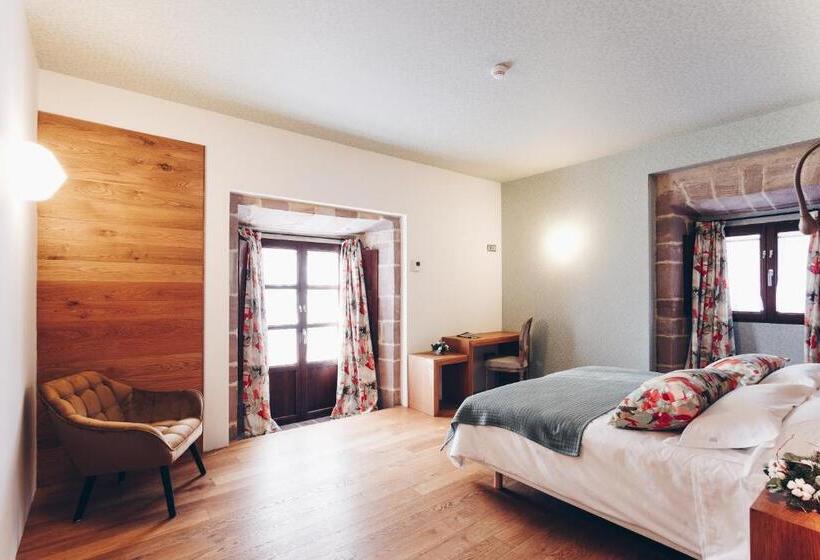 バルコニー付きデラックスルーム, Arha Casona De Carmona