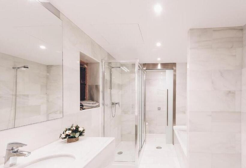 バルコニー付きデラックスルーム, Arha Casona De Carmona