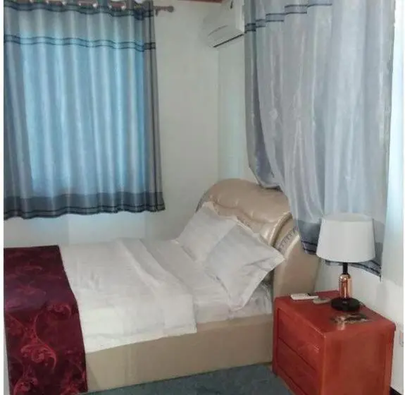 سوئیت 2 خوابه, Riverside