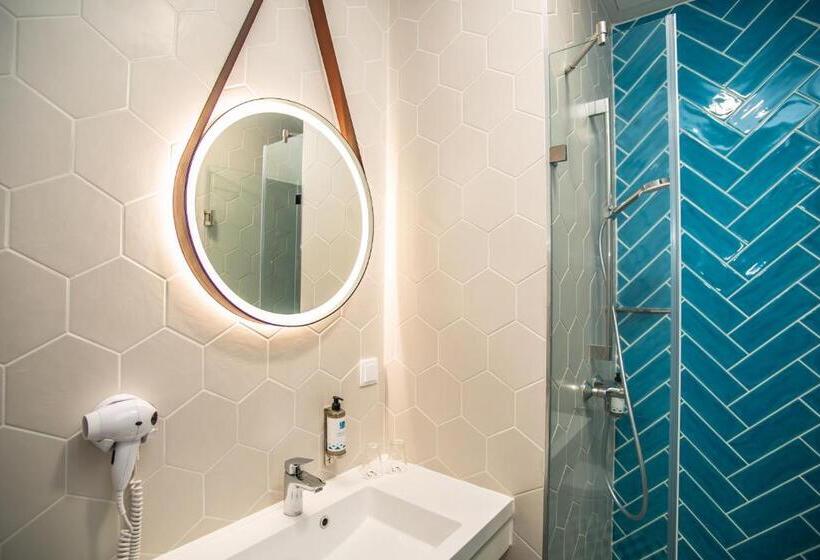 غرفة قياسية فردية, T62