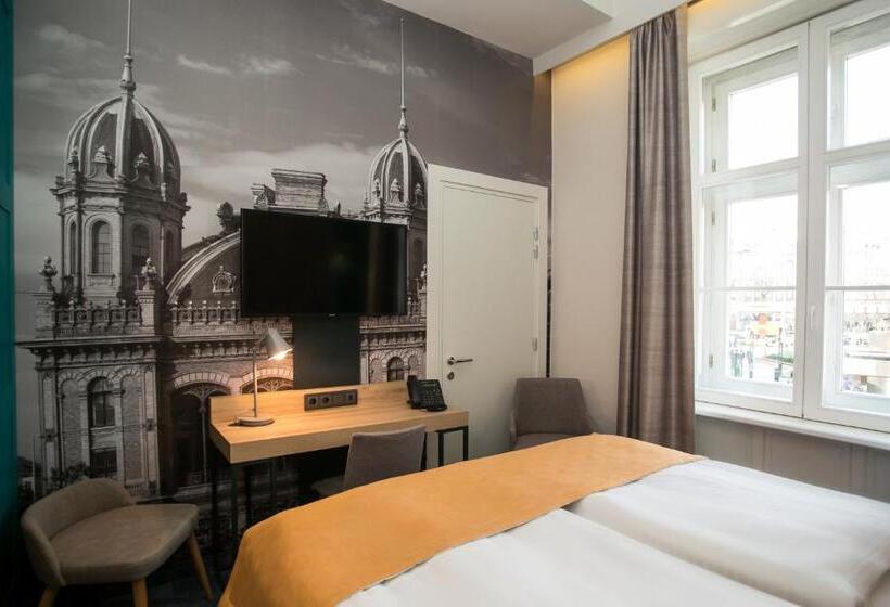 غرفة قياسية فردية, T62