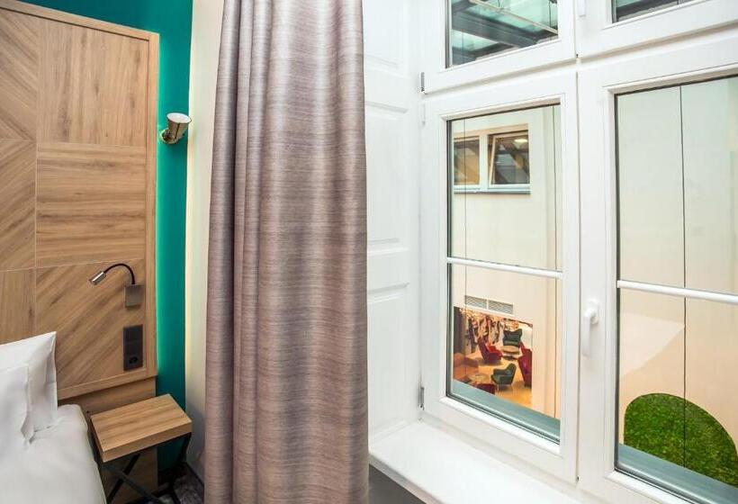 غرفة قياسية, T62