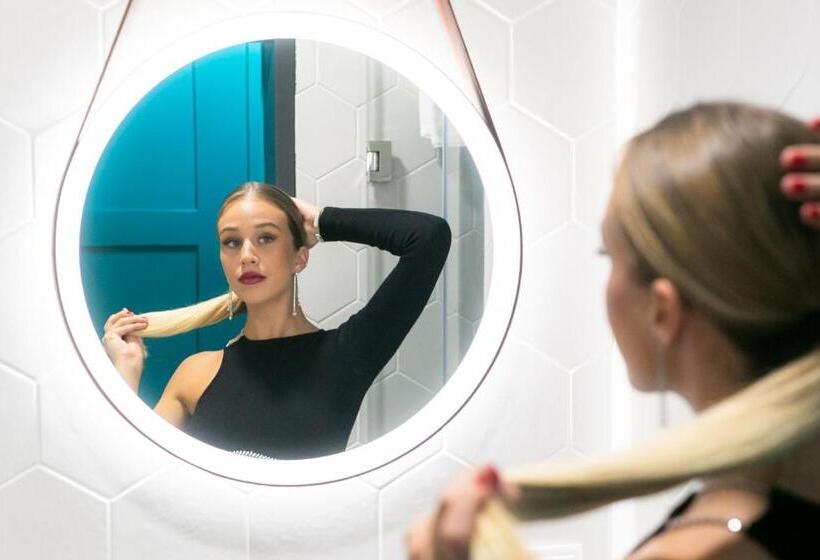 غرفة سوبيريور, T62