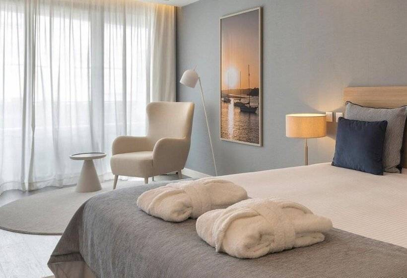 חדר סופריור עם מרפסת, Longevity Health & Wellness Hotel   Adults Only