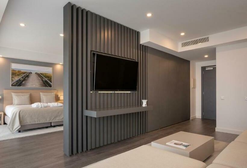 סוויטה נוף לים, Longevity Health & Wellness Hotel   Adults Only