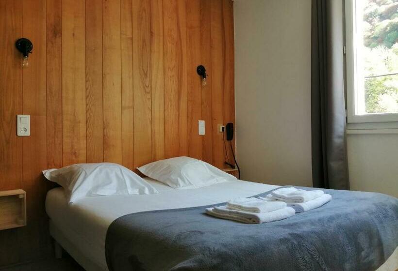 Номер Стандарт, Les Mouflons