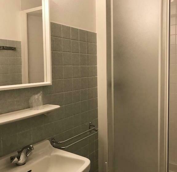 Четырехместный Номер Стандарт с Балконом, Les Mouflons