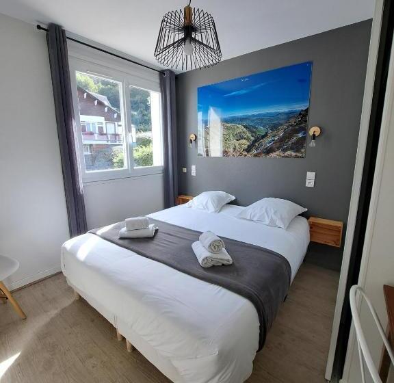 Номер Стандарт, Les Mouflons