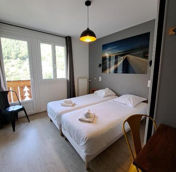 Номер Стандарт с Балконом, Les Mouflons