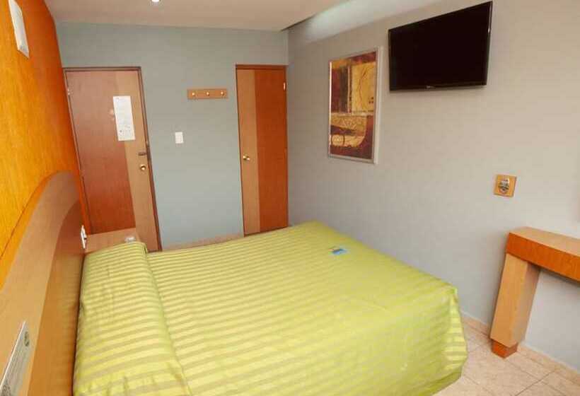 スタンダードルーム, Lira Solo Adultos