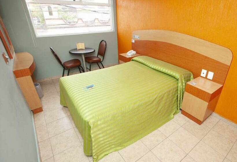 スタンダードルーム, Lira Solo Adultos